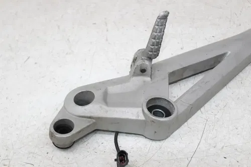 09-14 DUCATI MONSTER 696 RIGHT REARSET FRONT REAR SUPPORT PLATE PEGS BRACKET