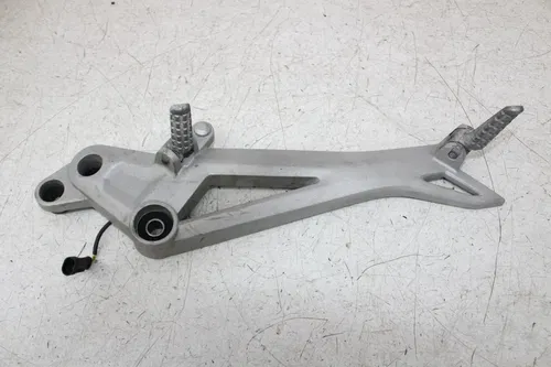 09-14 DUCATI MONSTER 696 RIGHT REARSET FRONT REAR SUPPORT PLATE PEGS BRACKET
