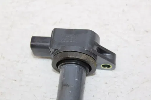 2004 Honda Interceptor 800 VFR800 IGNITION COILS COIL SPARK PLUG CAPS
