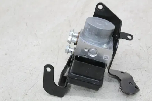 20 HARLEY-DAVIDSON SOFTAIL LOW RIDER FXLRS ABS PUMP UNIT MODULE
