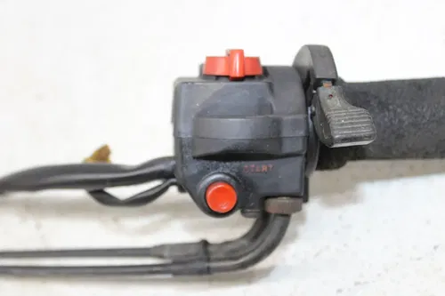 81 HONDA CBX1000 SUPER SPORT RIGHT CLIP ON HANDLE KILL OFF START SWITCH W/ GRIP