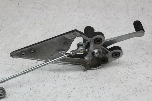 04-09 YAMAHA FZ6 LEFT REARSET REAR SET FOOT PEG W SHIFTER