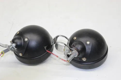01 HONDA SHADOW VLX 600 VT600C FOG LIGHT LIGHTS LAMP PAIR