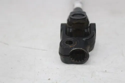 16 Can-am Commander 800r Xt Steering Column shaft