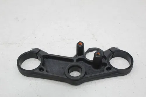 17-23 SUZUKI GSXR1000 FORKS UPPER TRIPLE TREE CLAMP (READ)