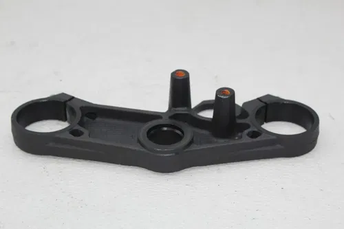 17-23 SUZUKI GSXR1000 FORKS UPPER TRIPLE TREE CLAMP (READ)