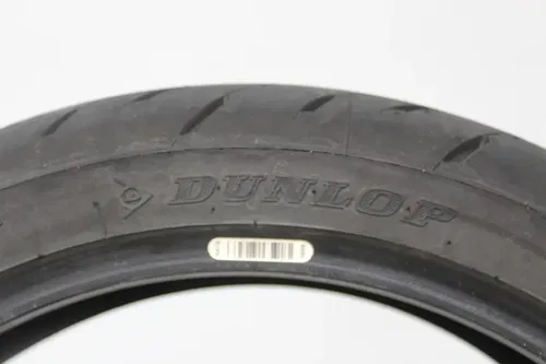 DUNLOP SPORTMAX GPR-300 50/60 R17 M/C 60H REAR BACK TIRE (TREAD:6/32NDS)
