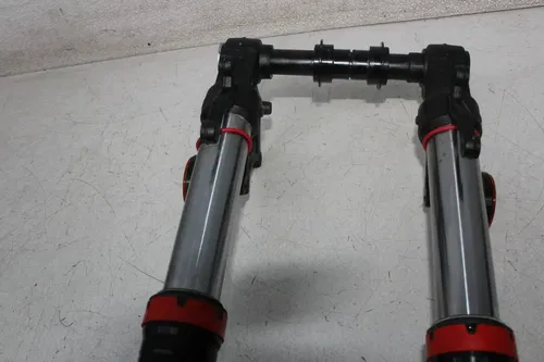 22-24 KTM RC 390 WP APEX FRONT FORKS TRIPLE TREE CLAMP FORK TUBES (NICE)