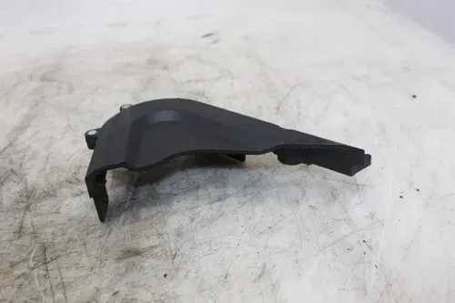 17 KTM 390 DUKE ENGINE SPROCKET COVER
