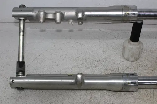 96-97 KAWASAKI VULCAN 1500 VN1500D CLASSIC FRONT END FORKS TRIPLE TREE CLAMP