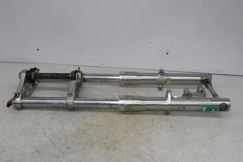 96-97 KAWASAKI VULCAN 1500 VN1500D CLASSIC FRONT END FORKS TRIPLE TREE CLAMP