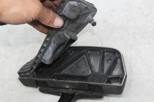 00-06 HARLEY-DAVIDSON ELECTRA GLIDE FLHTCUI REAR PASSENGER FOOT BOARDS REST