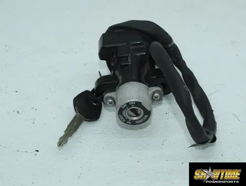 01-02 SUZUKI GSXR1000 IGNITION LOCK W KEY