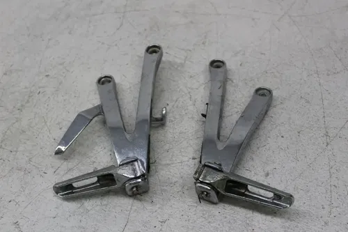 2008 Honda CBR600RR REAR BACK PASSENGER PEG SET PAIR CHROME
