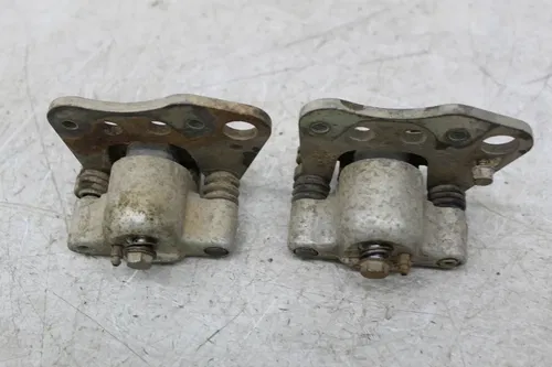 07 POLARIS SPORTSMAN 800 RIGHT LEFT FRONT BRAKE CALIPER CALIPERS PAIR