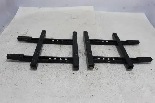 21 CF-MOTO CFORCE 600 LEFT RIGHT FOOTWELL SUPPORT BRACKETS MOUNTS