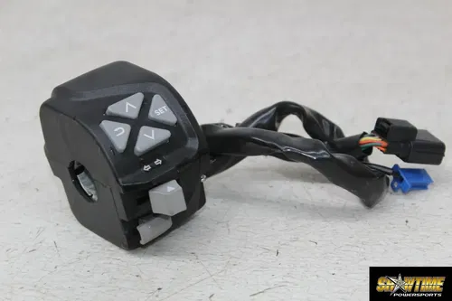 22-23 KTM 390 RC LEFT CLIP ON HANDLE HORN SIGNALS SWITCH SWITCHES (SEE DESCP)