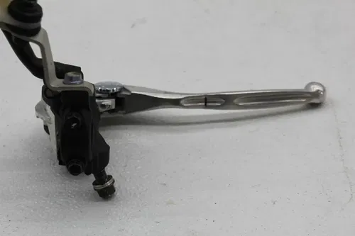 12-16 HONDA CBR1000RR FRONT BRAKE MASTER CYLINDER W/ LEVER RESERVOIR