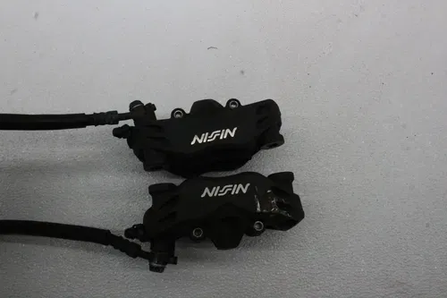 09-12 KAWASAKI NINJA ZX6R RIGHT LEFT FRONT BRAKE CALIPER SET PAIR CALIPERS