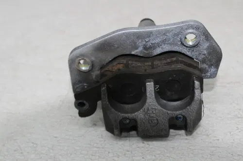 22 CAN-AM RYKER RALLY 900 RIGHT FRONT BRAKE CALIPER