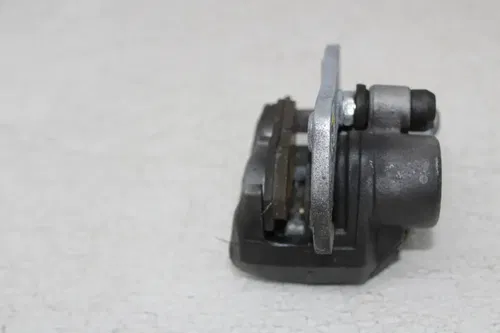 22 CAN-AM RYKER RALLY 900 RIGHT FRONT BRAKE CALIPER