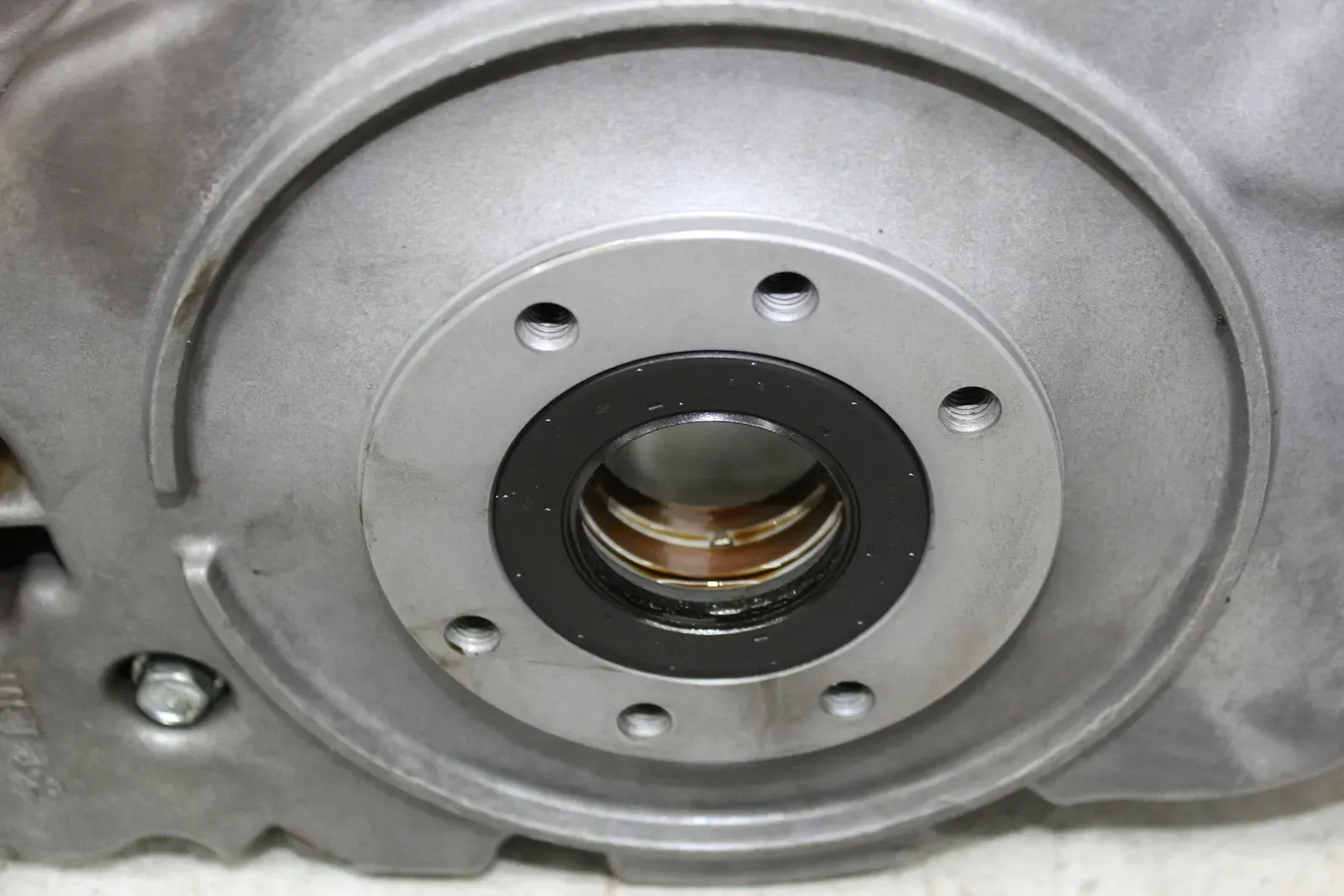 04 HONDA SILVER WING 600 FSC600A  ENGINE MOTOR CRANKCASE CRANK CASES BLOCK