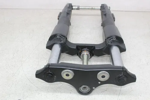13-18 INDIAN CHIEF DARK HORSE FRONT FORKS TRIPLE TREE CLAMP FORK TUBES (NICE)