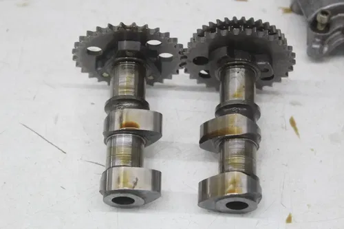 12-16 Can-am Spyder Rs Roadster Engine rear Cylinder Head cams valves (read)
