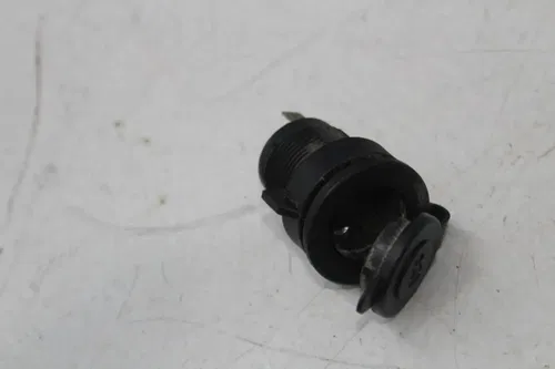 16 Can-am Commander 800r Xt headlight over ride differental Switch igntion key