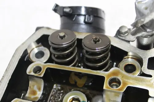 07-14 HONDA SHADOW SPIRIT 750 VT750 ENGINE TOP END FRONT CYLINDER HEAD CAMS
