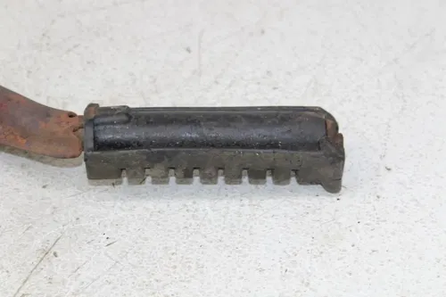 1984 HONDA ATC110 LEFT RIGHT FOOT RESTS PEGS STEPS