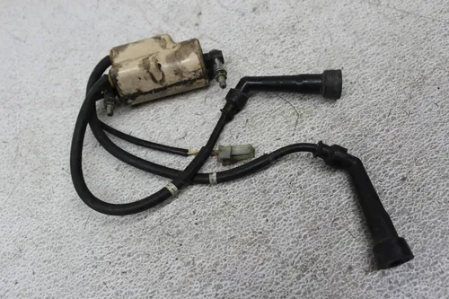 81 SUZUKI GS750LX IGNITION COILS COIL SPARK PLUG CAPS