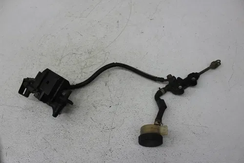 88-90 KAWASAKI NINJA ZX10 REAR BACK BRAKE CALIPER WITH MASTER