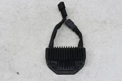 04 HARLEY-DAVIDSON DYNA SUPER GLIDE EFI FXDI RECTIFIER VOLTAGE REGULATOR