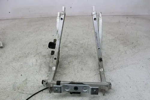 97-00 SUZUKI GSXR600 SRAD REAR SUBFRAME BACK SUB FRAME