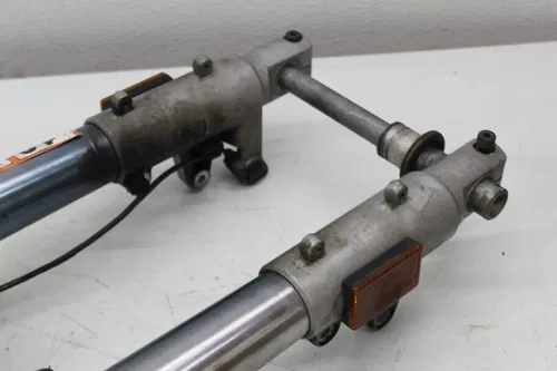 98-05 BMW R1100 S FRONT END FORKS TRIPLE TREE CLAMP