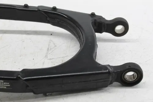 04 HARLEY-DAVIDSON SPORTSTER 883 CUSTOM XL883C REAR SWINGARM SUSPENSION ARM