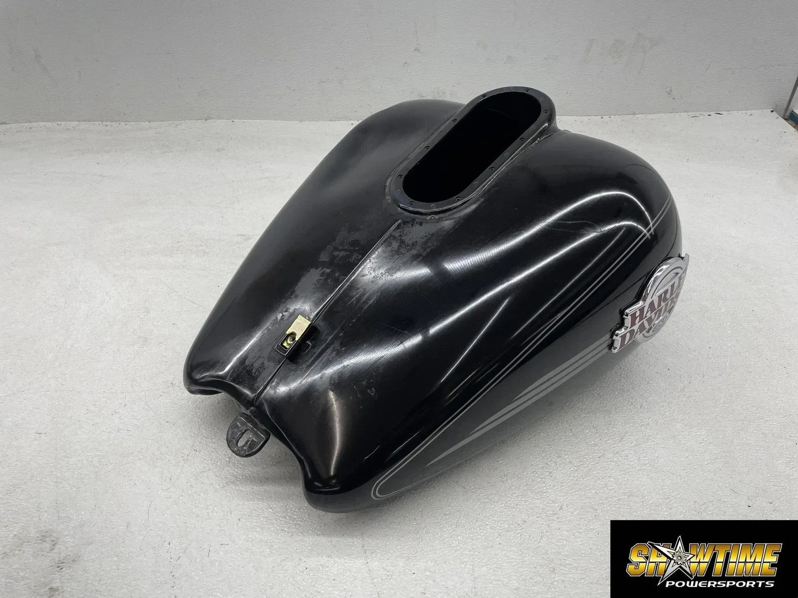 07-11 HARLEY-DAVIDSON ELECTRA GLIDE ULTRA CLASSIC FLHTCU GAS TANK FUEL PETROL