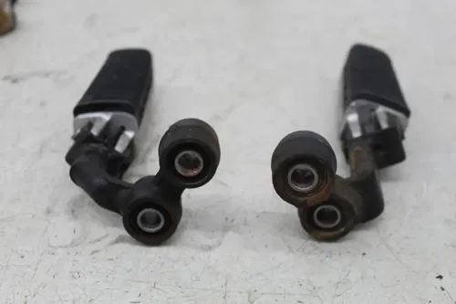 90-93 SUZUKI VX800 FRONT LEFT RIGHT FOOT RESTS PEGS SHIFTER LINKAGE PAIR