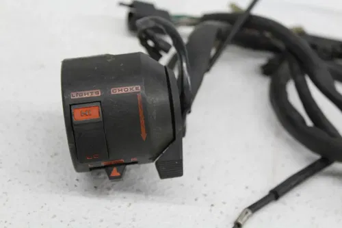 1984-86 HONDA INTERCEPTOR 500 VF500F BATTERY B0X COOLANT SIDESTAND LEFT SWITCH