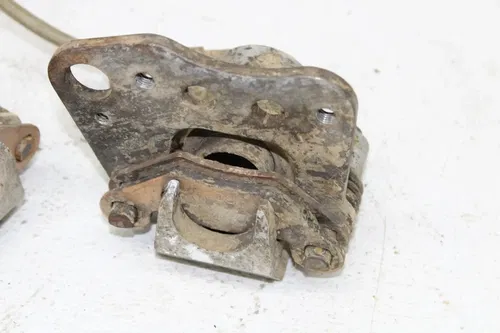 99-03 POLARIS MAGNUM 500 4X4 FRONT BRAKE CALIPER PAIR