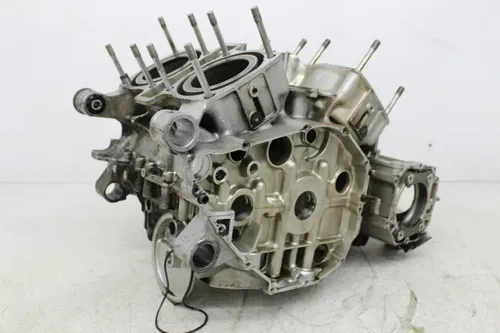 83-85 YAMAHA VENTURE ROYALE XVZ1200 D ENGINE MOTOR CRANKCASE CRANK CASE PISTONS