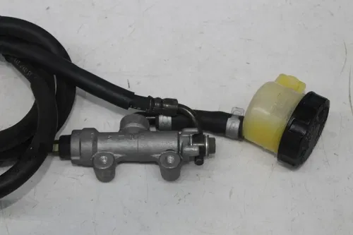 05-08 Kawasaki Vulcan Vn1500 Classic Rear Back Brake Master Cylinder caliper