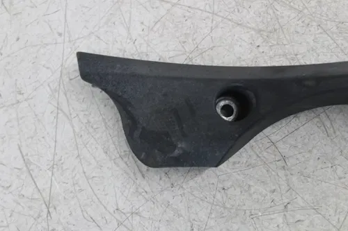 10 VICTORY CROSS COUNTRY RIGHT ENGINE RADIATOR COVER