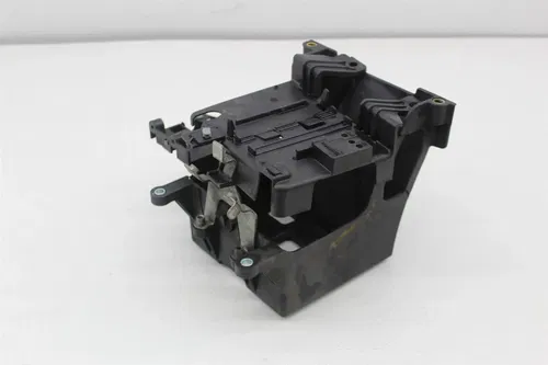17-23 HARLEY DAVIDSON FLHXS STREET GLIDE SPECIAL BATTERY BOX TRAY HOLDER (READ)