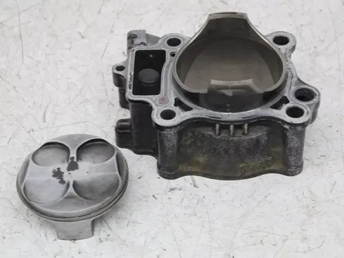 04 HONDA CRF250R ENGINE MOTOR CYLINDER JUG PISTON BLOCK