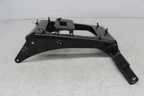 10 VICTORY CROSS COUNTRY REAR TRUNK MOUNT SUPPORT BRACKET