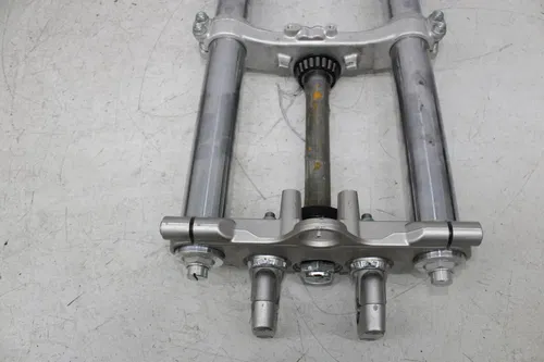 01-05 SUZUKI BANDIT 1200 GSF1200 FRONT FORKS TRIPLE TREE CLAMP FORK TUBES (NICE)