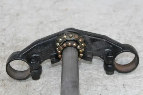 96 HONDA CBR1000F FRONT FORKS CLAMP LOWER TRIPLE TREE STEM