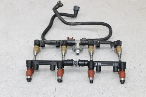 15-19 YAMAHA YZF R1 GAS FUEL PRIMARY SECONDARY INJECTOR INJECTORS W/ RAIL
